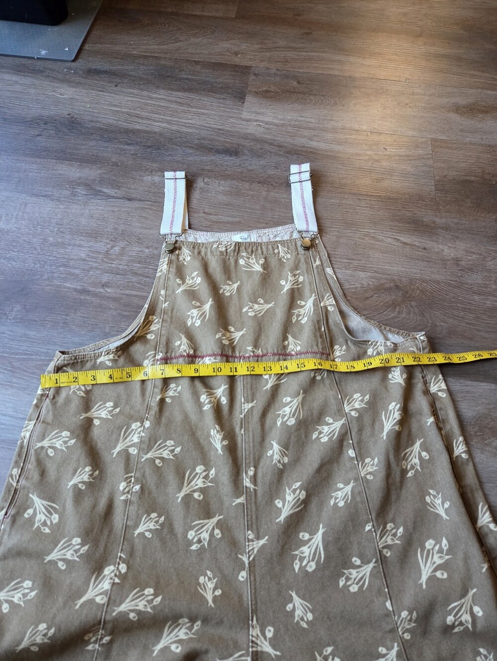 Easel Floral Frenzy Jumpsuit Overalls in Olive Grey, Taupe Floral Print Womens L - Picture 10 of 11